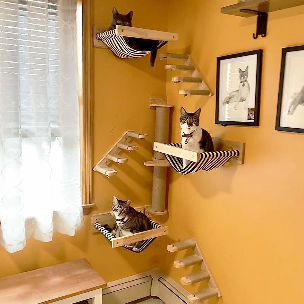 ARBRE À CHAT EN BOIS NATUREL-DUO AMUSANT