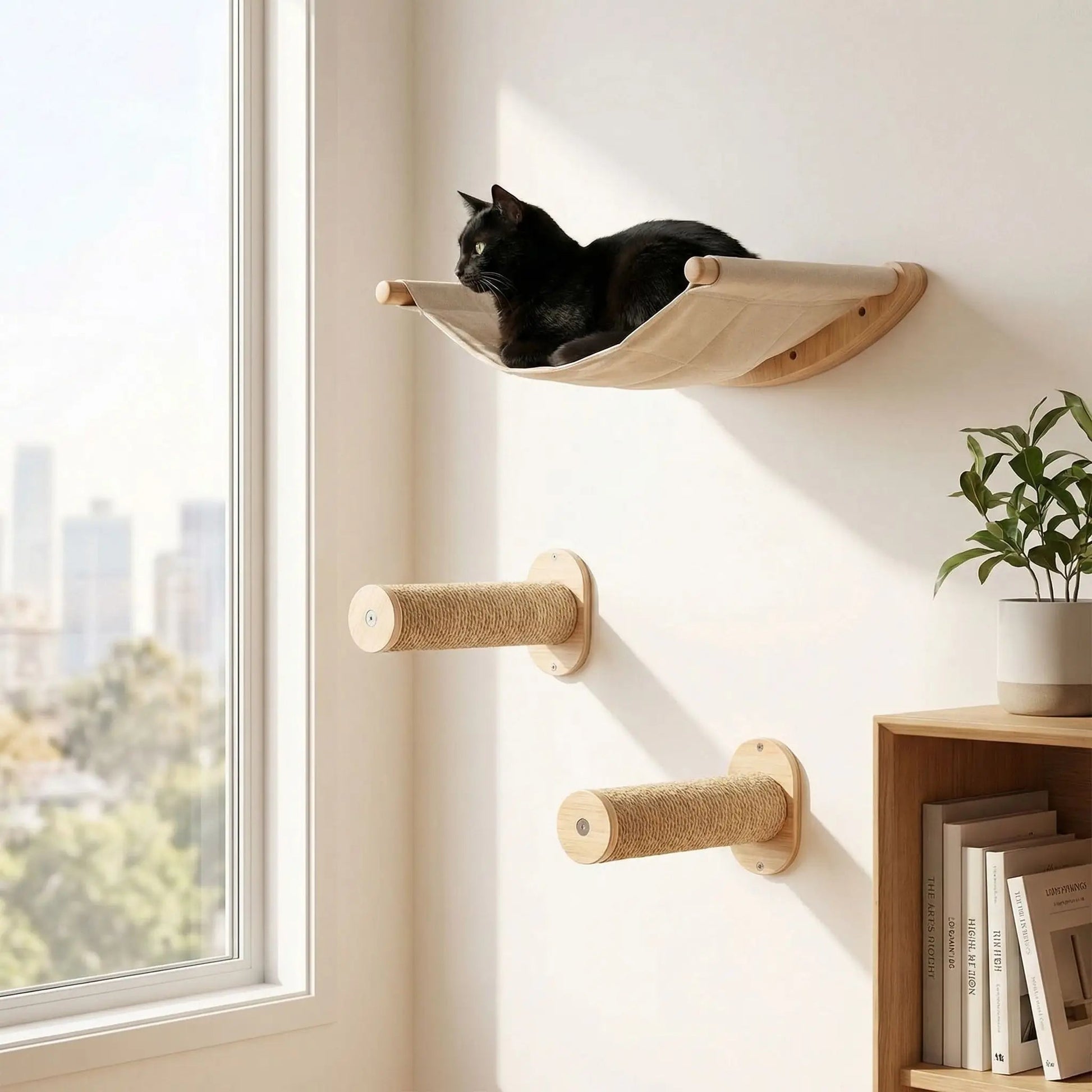 arbre à chat mural petit espace installation au dessus porte design moderne