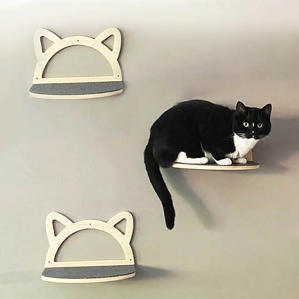 chat noir sur arbre chat mural observe territoire Design Chat