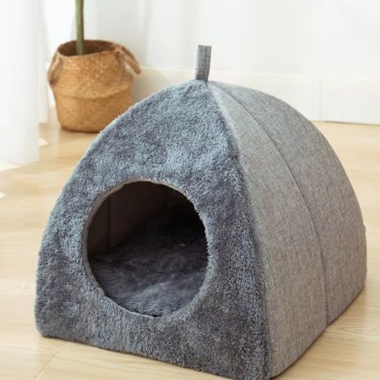 chat niche design cocoon doux intérieur moderne