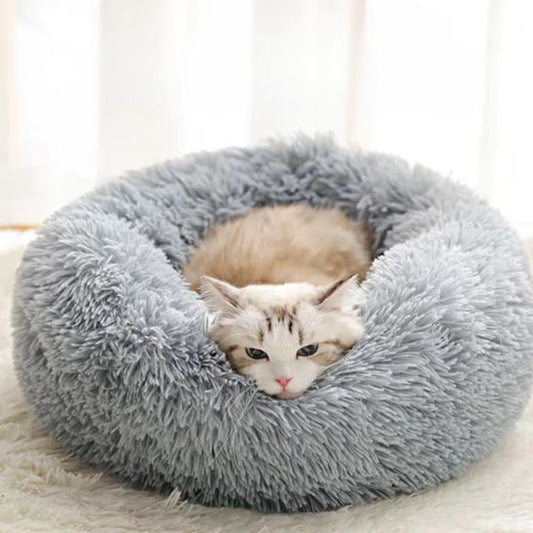 coussin panier pour chat douillet gris chat blotti