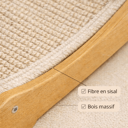 détail du griffoir à chat design en bois massif et fibre de sisal