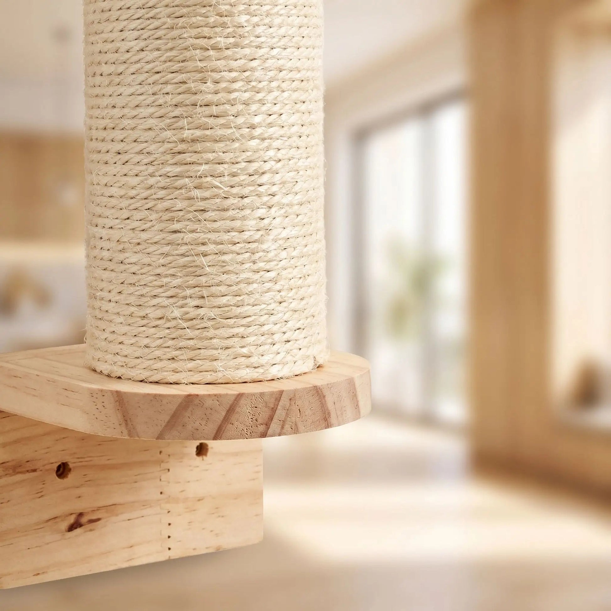 détail sisal naturel griffoir chat bois massif