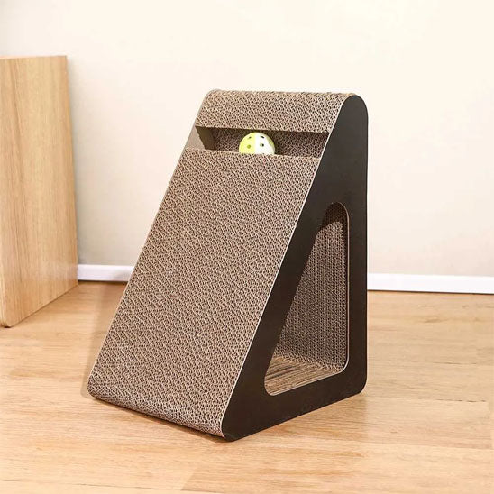 Griffoir pour chat design moderne en carton haute densite
