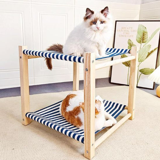 chats assis dessus hamac pour chat deux étages ZenMiaou