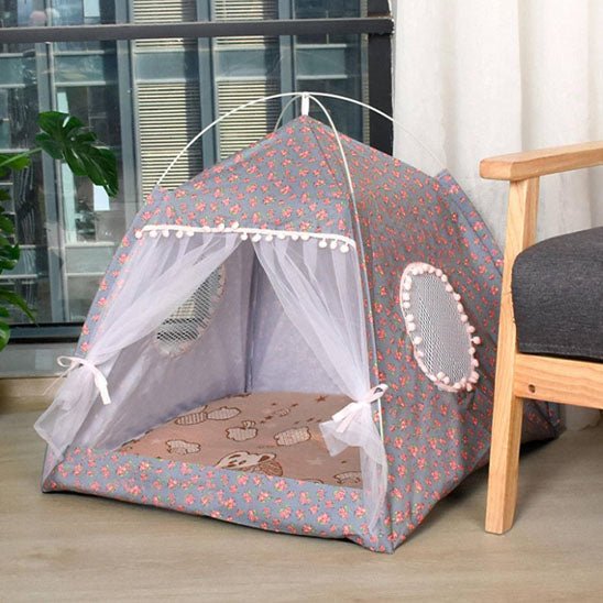 rideaux chaque coté  de l'entre niche pour chat dome miaou