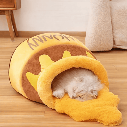 niche pour chat fermée refuge sécurisant et doux