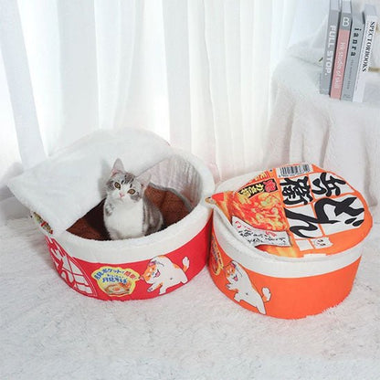 deux modèles différents panier pour chat rouge Bol à Ronrons