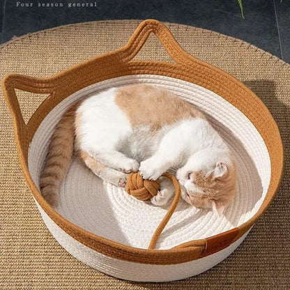 panier pour chat en rotin avec corde et balle