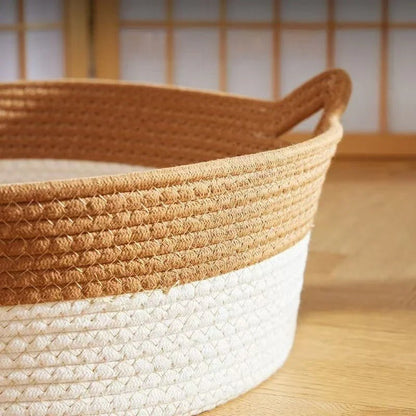 détail tressage panier pour chat en rotin naturel